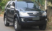 Cho thuê xe Toyota Fortuner 7 chỗ
